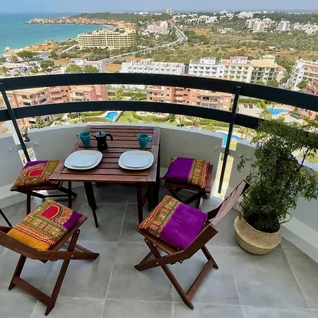Seaview, Workspace, Pools, 150m To *